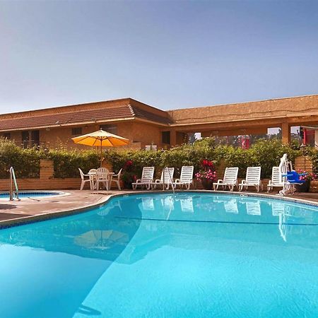 Monterey Park Inn Exterior foto